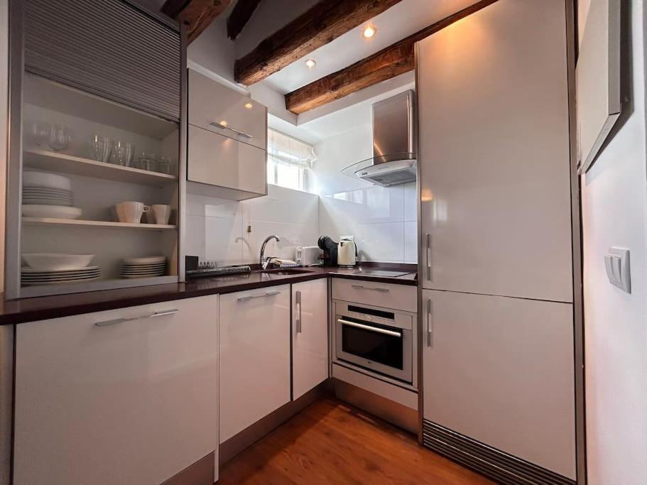 Emblematic Flat In Madrid Central - Arenal Экстерьер фото